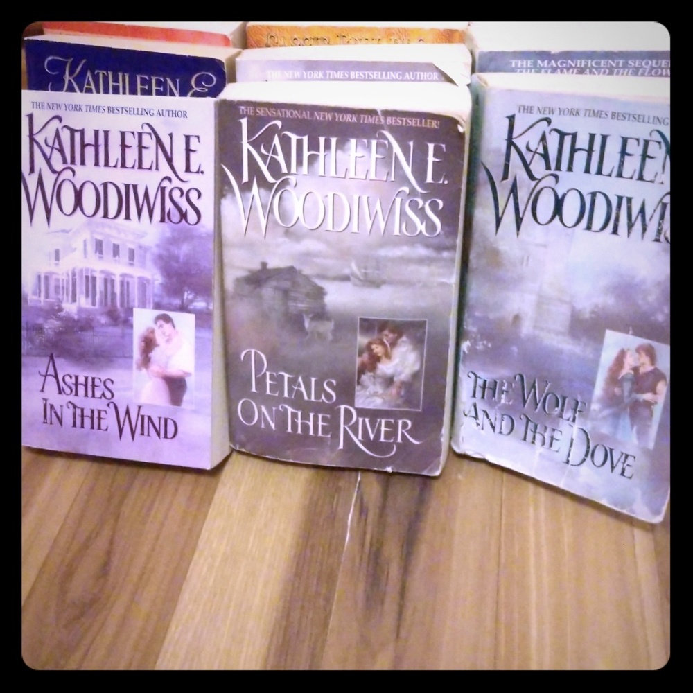 Kathleen E. Woodwiss Romance Novels